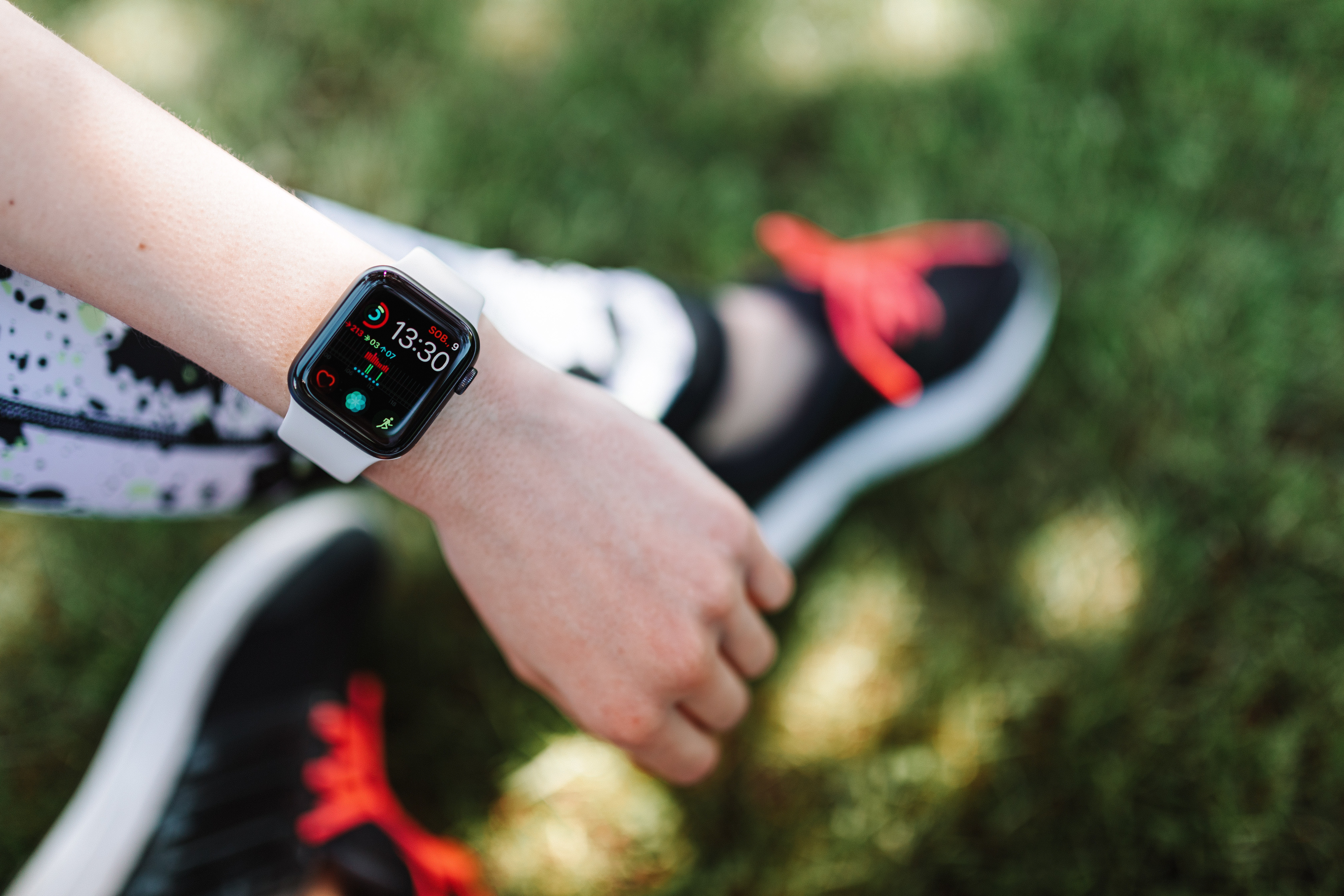 Six Considerations For Using Smartwatches And Smart Rings In Research  Studies