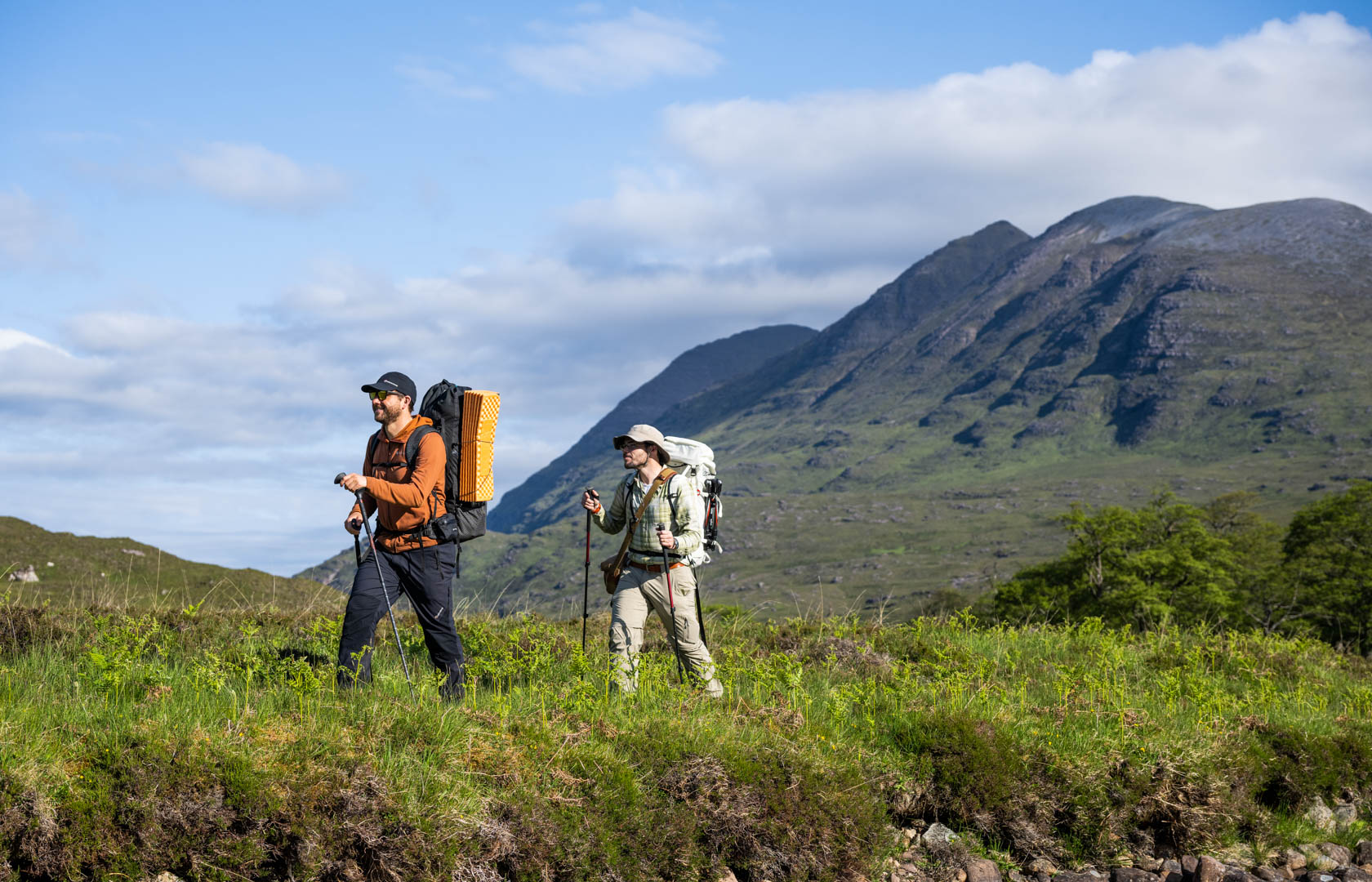 The Best Backpacking Packs 2024 TGO Magazine   Approaching Beinn A Chlaidheimh With An Teallach Behind 