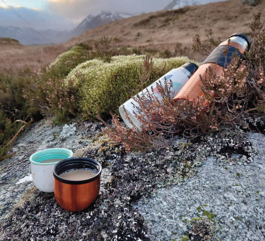 Best vacuum and thermos flasks: keep coffee hot all day long while camping  or hiking - Which?