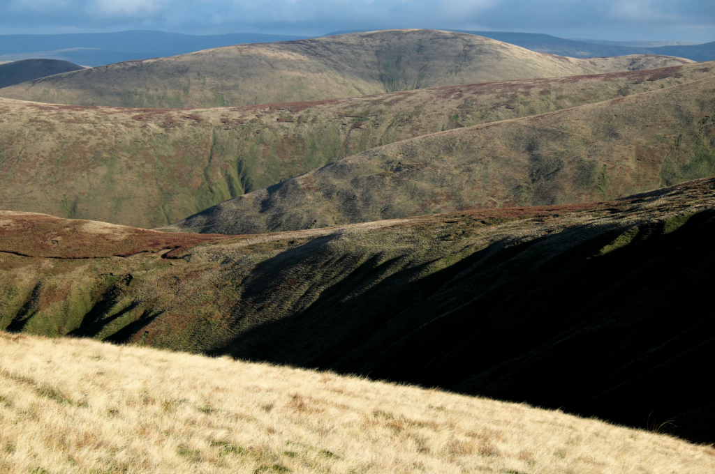 Sedbergh - Long ridgelines are typical of the Howgills_DSCF1803