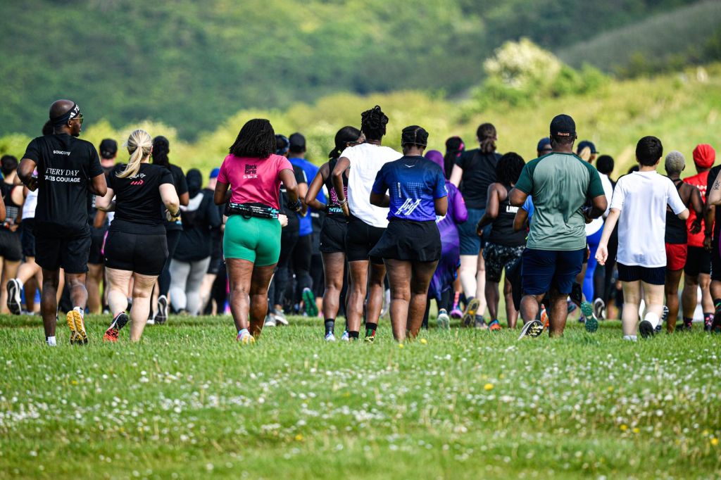 A community of trail runners. Credit: Black Trail Runners