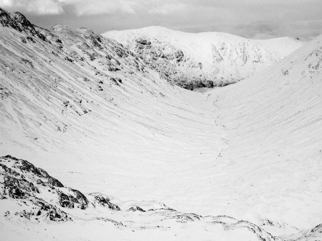 Stob Coire Sgreamhach - Descending the Lairig Eilde. Credit: Alex Roddie